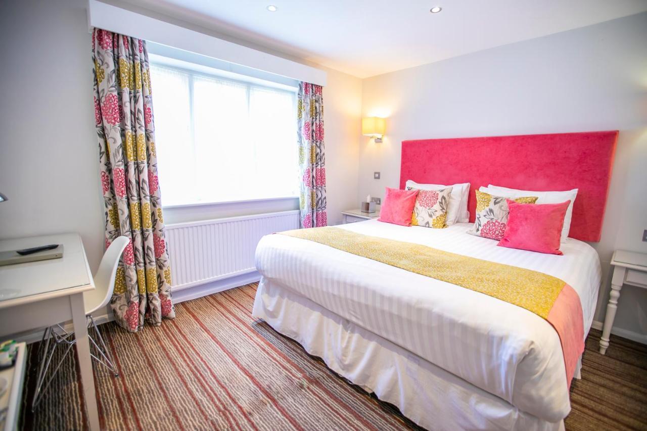 The Casa Hotel, Sure Hotel Collection By Best Western Yateley Exterior photo