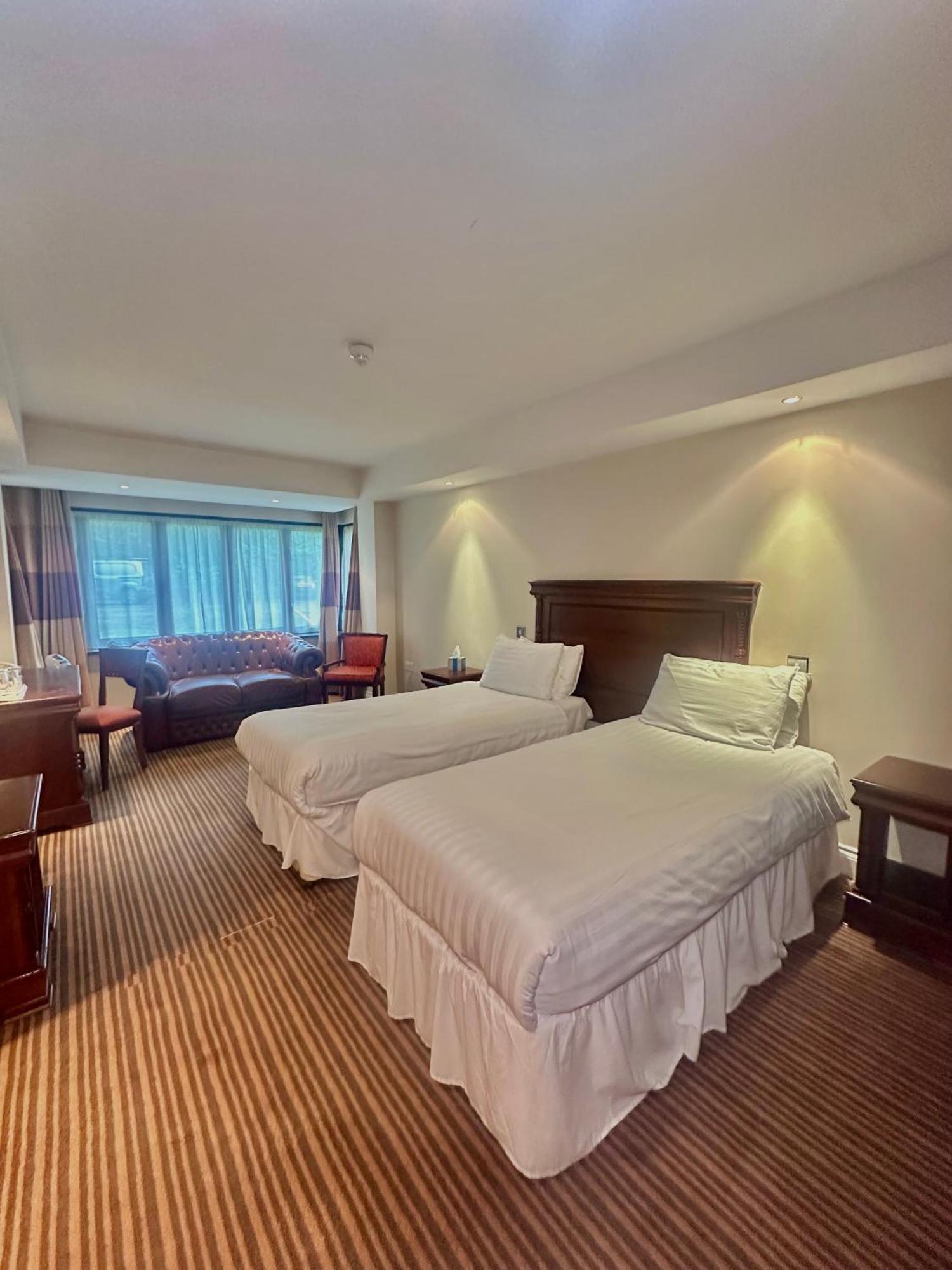 The Casa Hotel, Sure Hotel Collection By Best Western Yateley Exterior photo