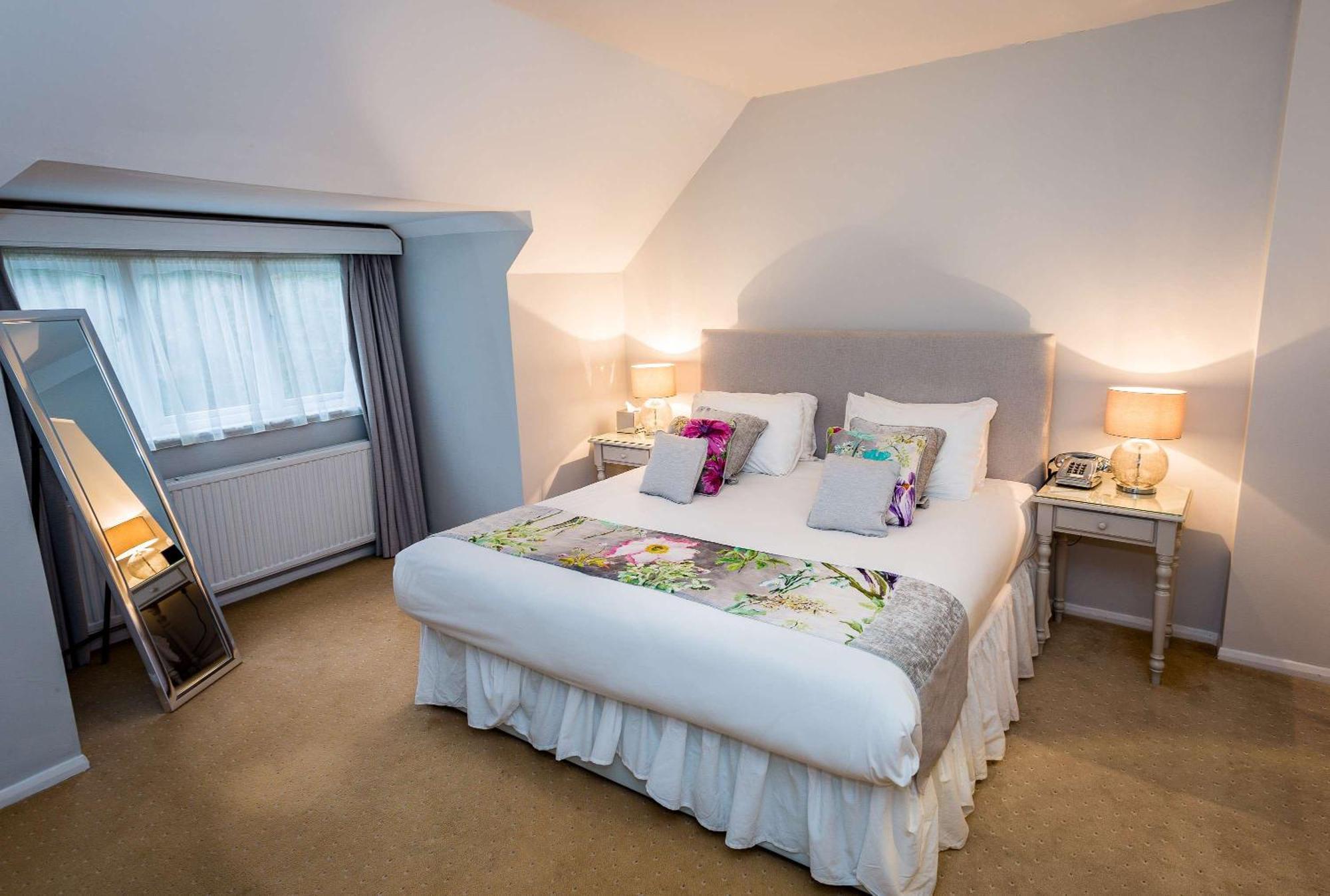 The Casa Hotel, Sure Hotel Collection By Best Western Yateley Exterior photo
